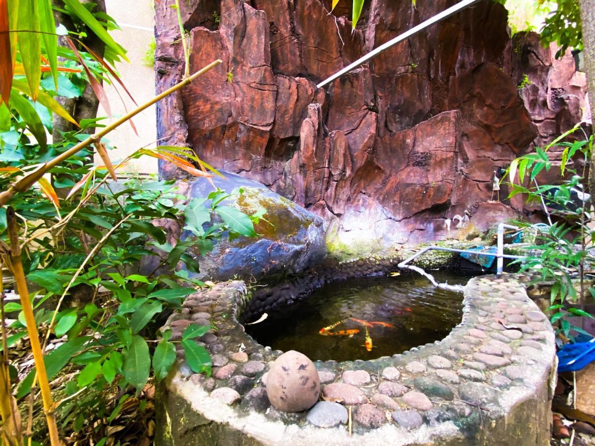 Homey Guesthouse Near Sby Zoo Syariah Surabaya Dış mekan fotoğraf