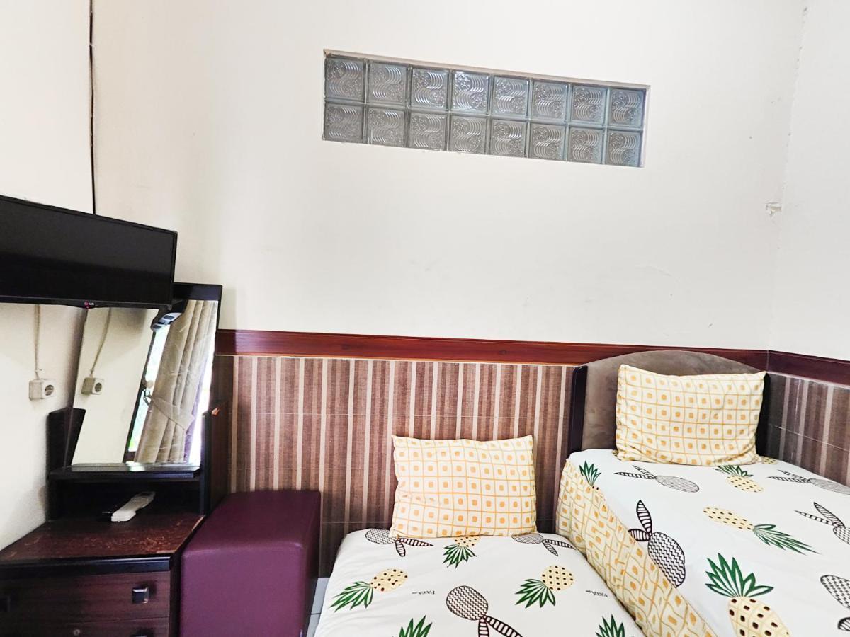 Homey Guesthouse Near Sby Zoo Syariah Surabaya Dış mekan fotoğraf